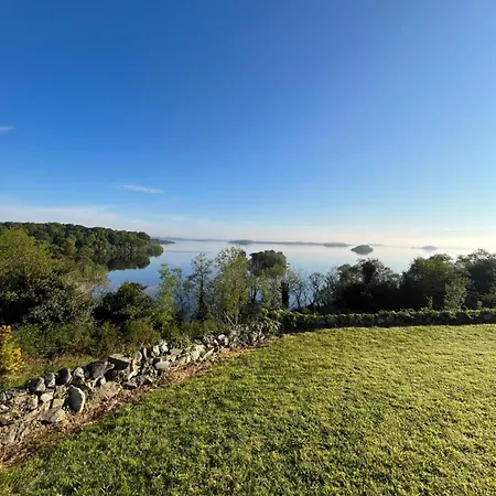 Apartamento Lough Corrib - With Private Access To Galway